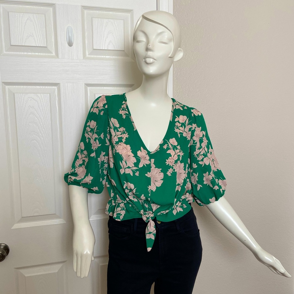 Sienna Sky Green Floral Print Crop Top Size Large